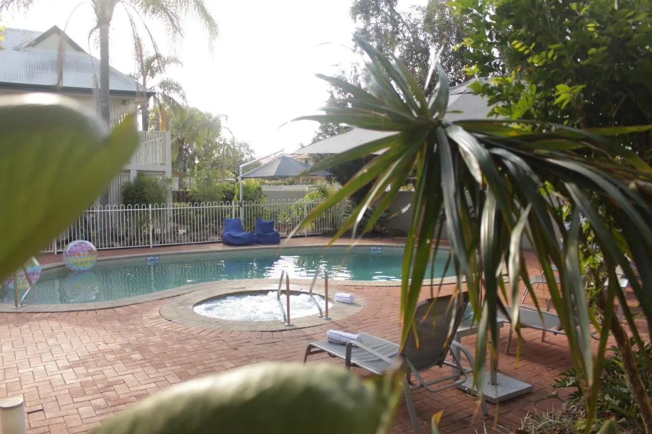 Aparthotel At The Sound Noosa Motel Noosaville