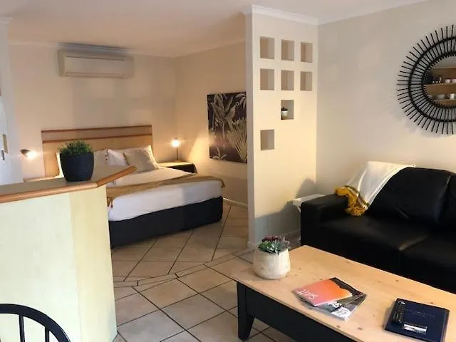 At The Sound Noosa Motel Noosaville Aparthotel