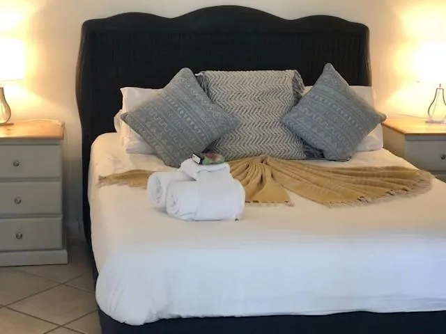 **** Aparthotel At The Sound Noosa Motel Noosaville Australia