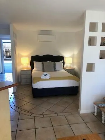 At The Sound Noosa Motel Noosaville Australia